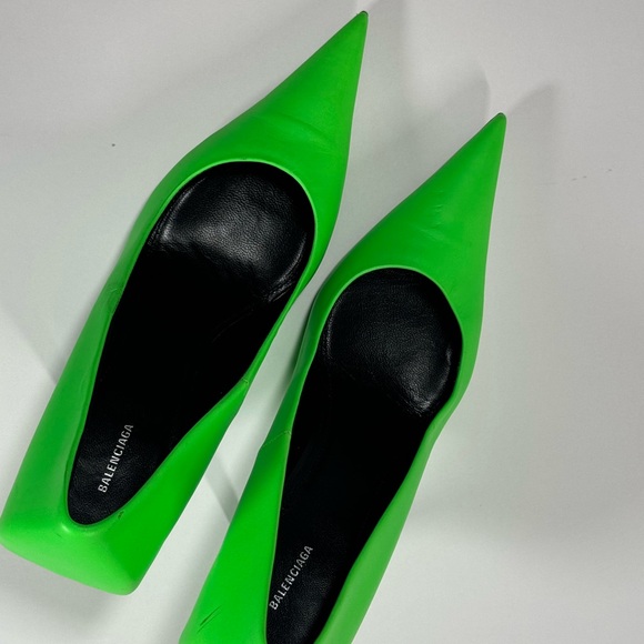 Balenciaga Neon Green Spandex Pointed Toe Knife Pumps - Picture 6 of 8